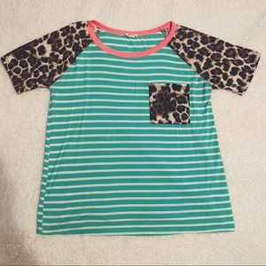 BiBi Teal/White Striped Top with Leopard Sleeves and Pocket, Hot Pink Neck Sz SM